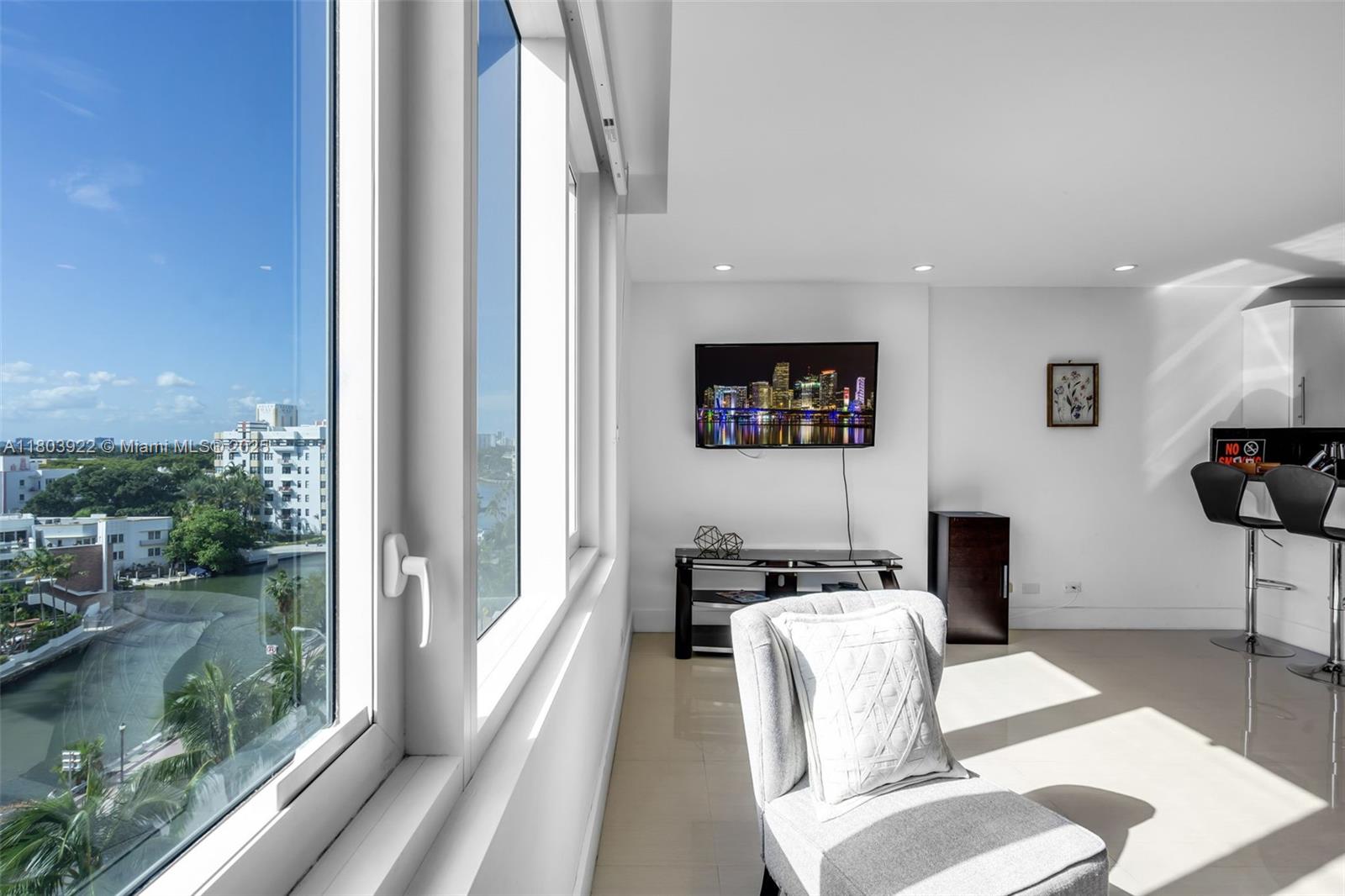 SOUTH BEACH - Residential