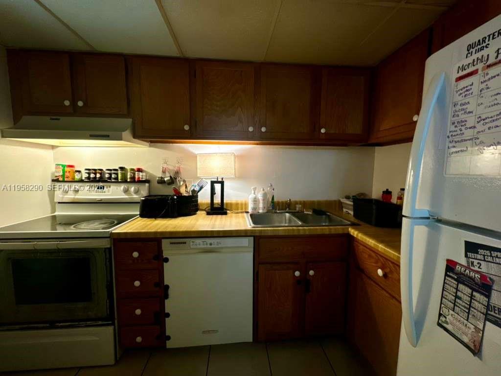 INTERNATIONAL VILLAGE AT - Residential