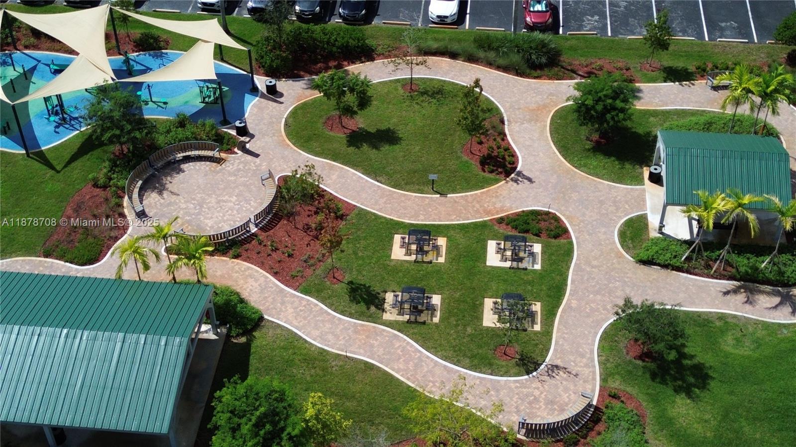 PARK PLACE CONDOMINIUM 4 - Residential