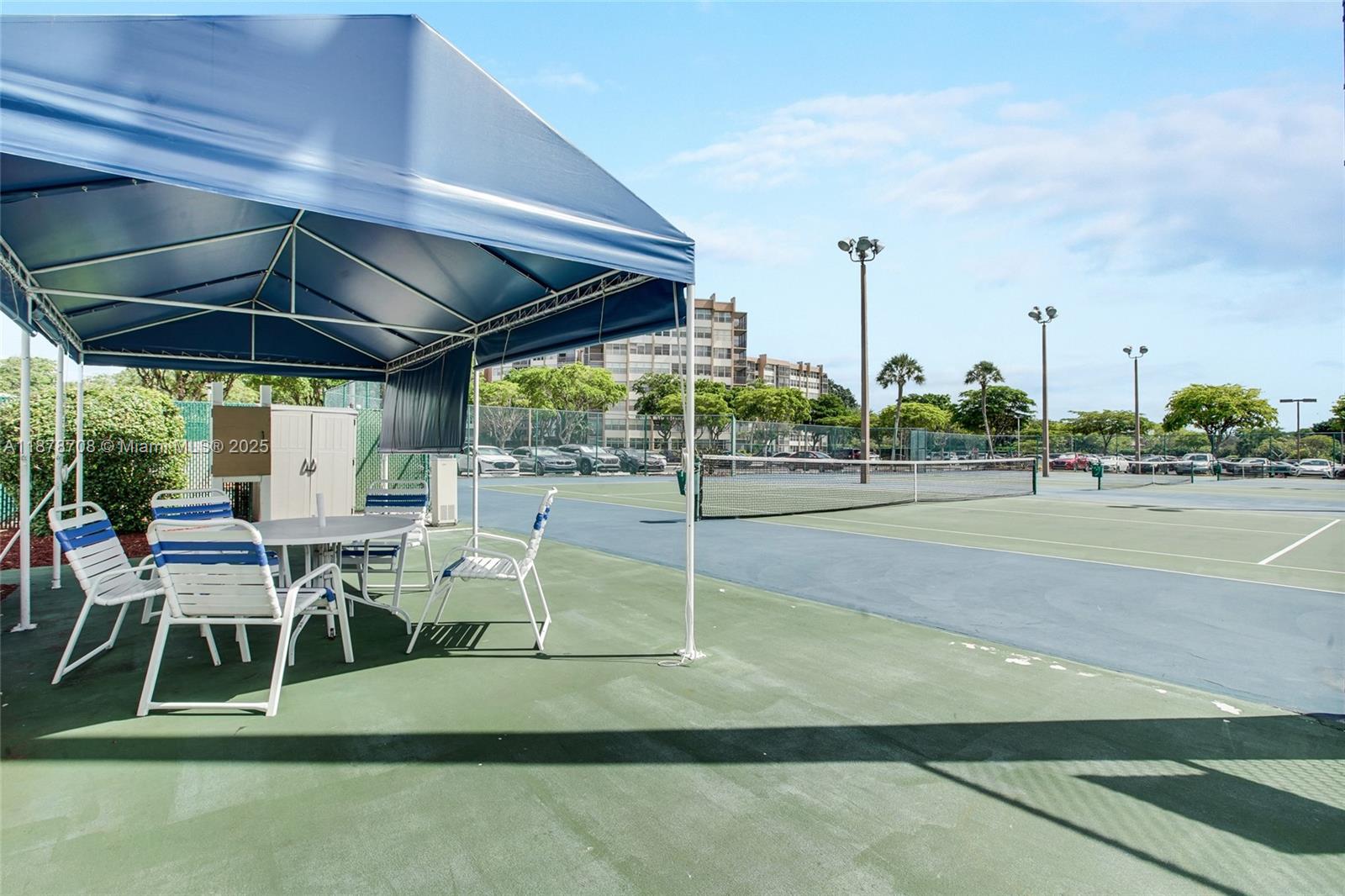 PARK PLACE CONDOMINIUM 4 - Residential