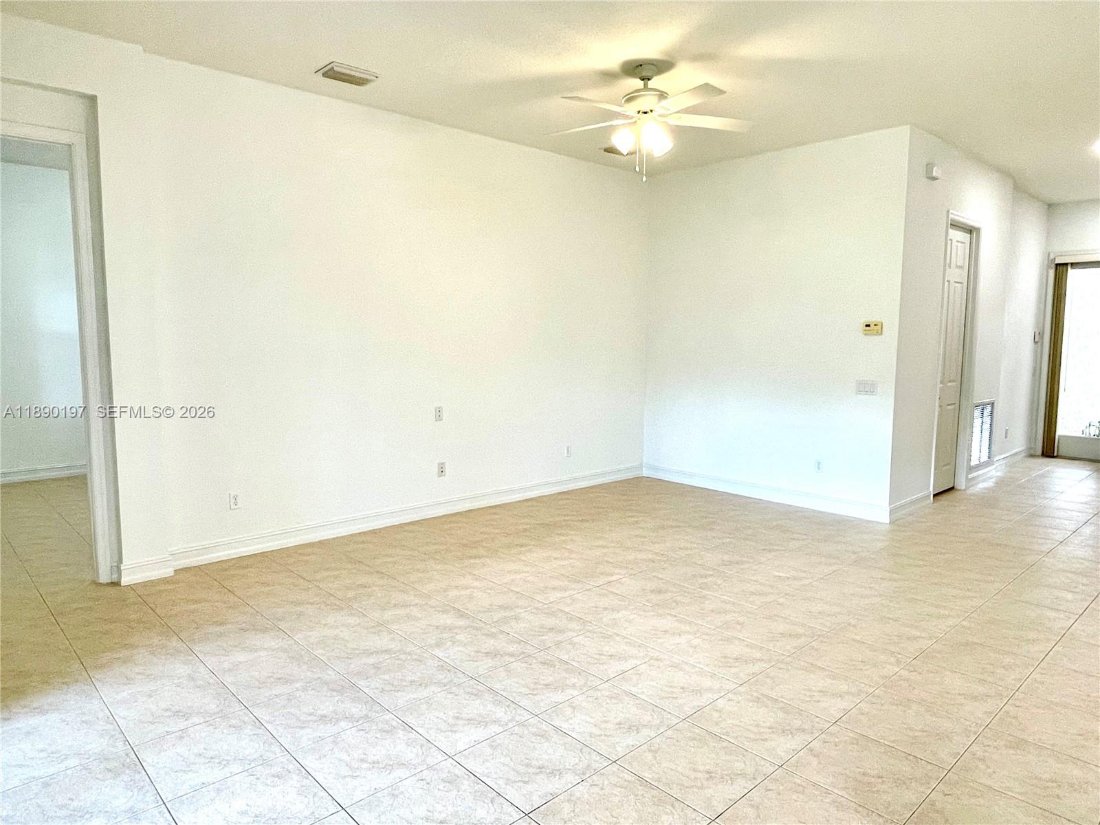 VALENCIA POINTE 3 - Residential