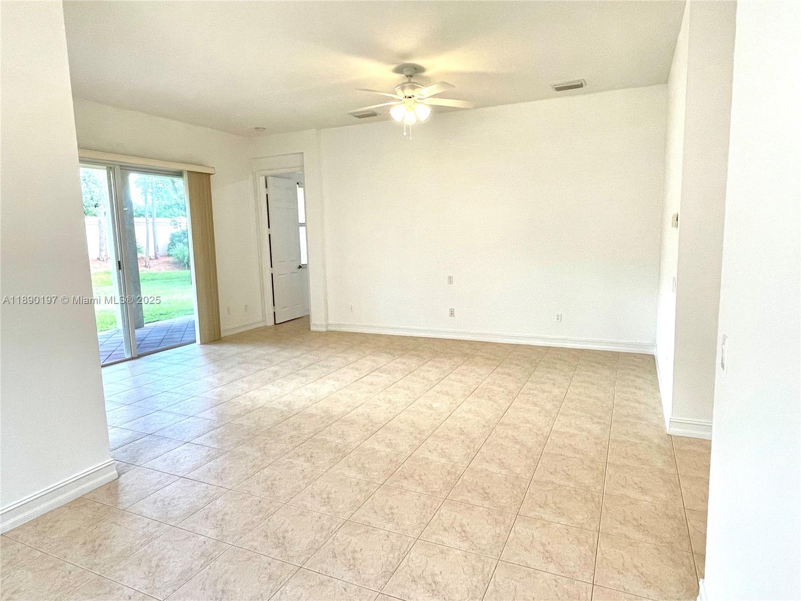 VALENCIA POINTE 3 - Residential
