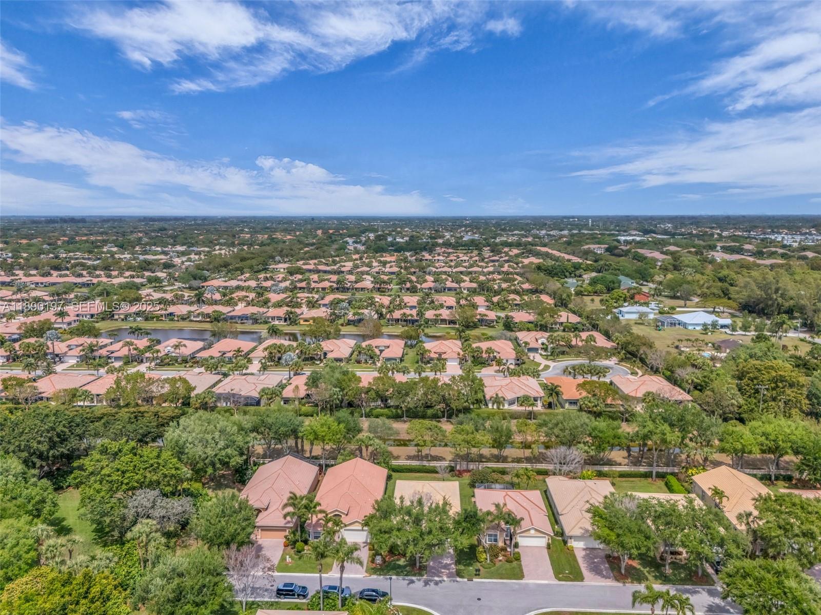 VALENCIA POINTE 3 - Residential