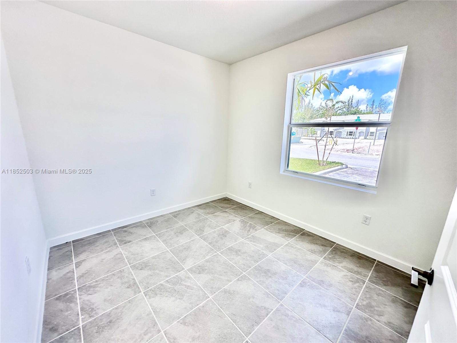 Le Jardine - Residential