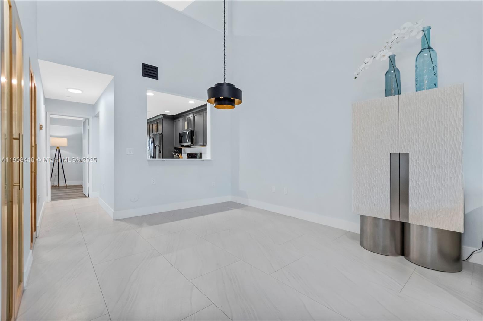 SHERBROOKE - Residential