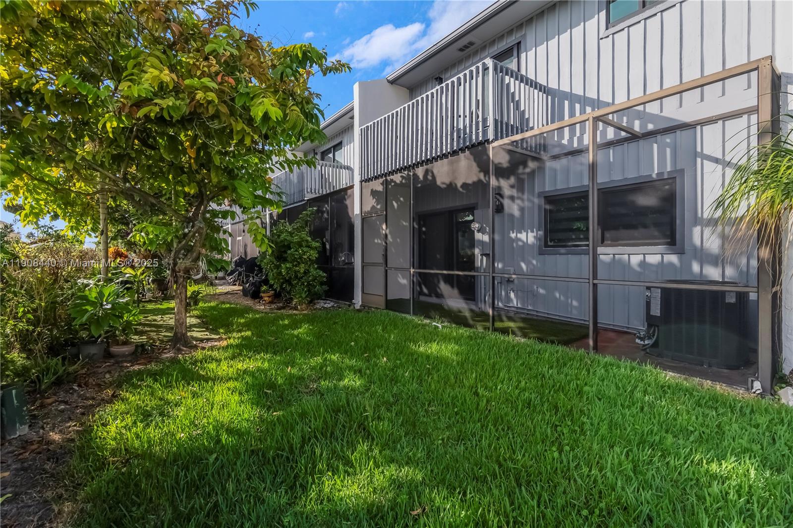 SHERBROOKE - Residential