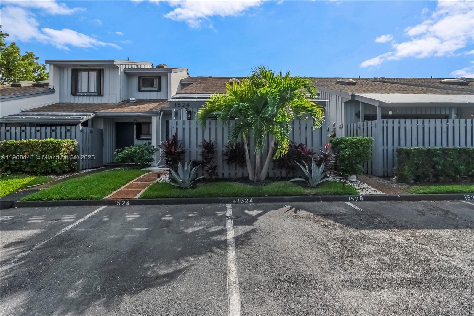 SHERBROOKE - Residential