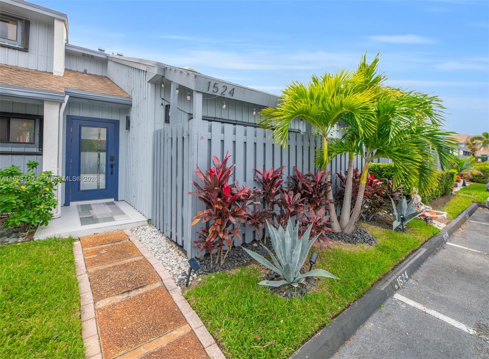 SHERBROOKE - Residential