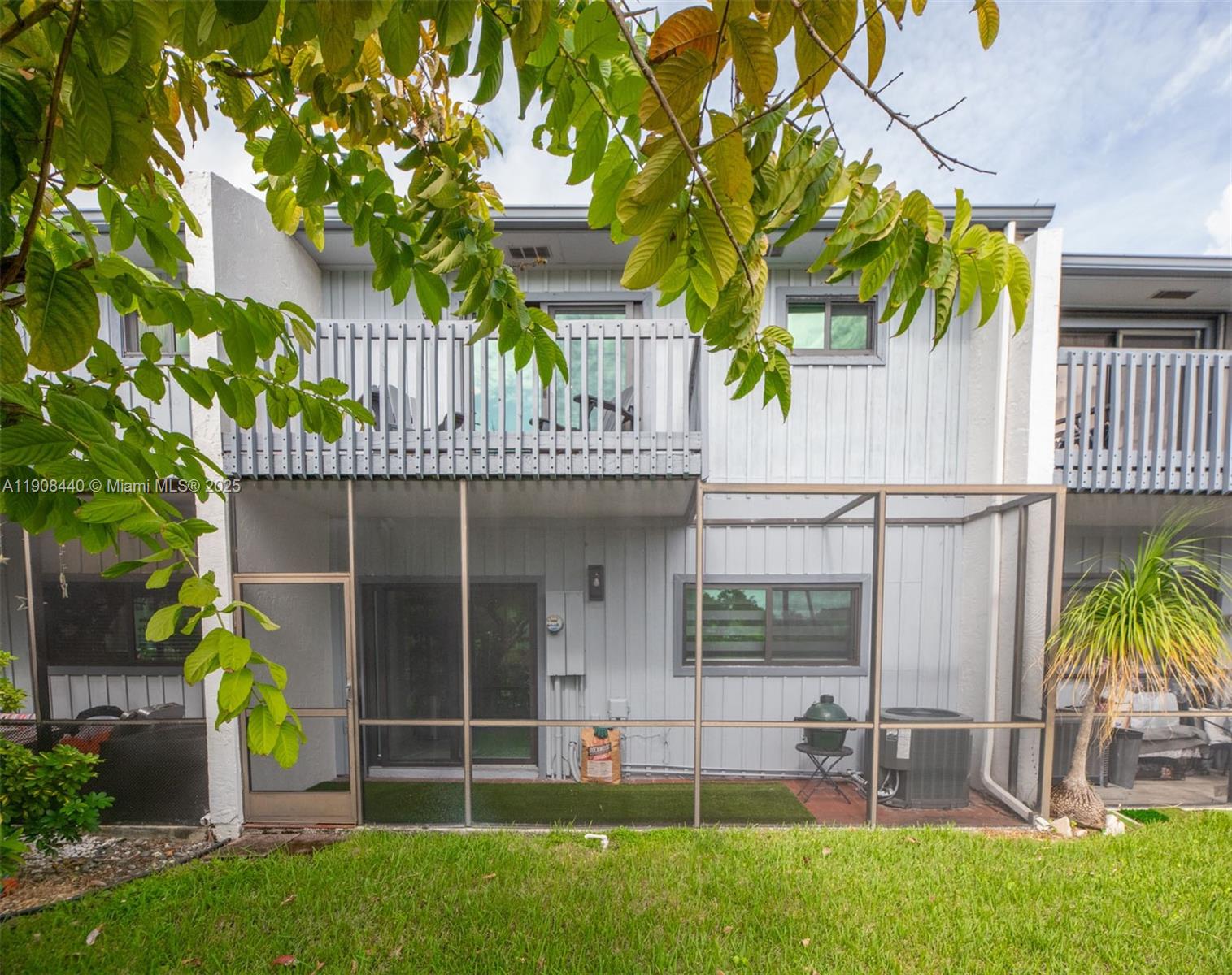 SHERBROOKE - Residential