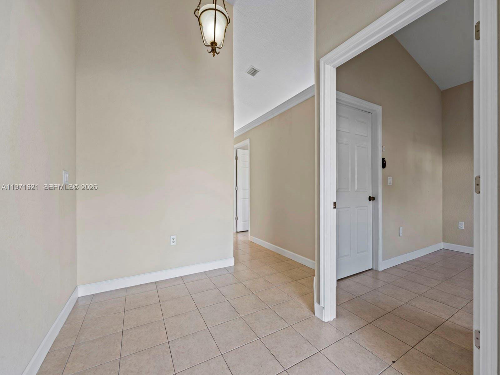 TENNESSEE ESTATES - Residential