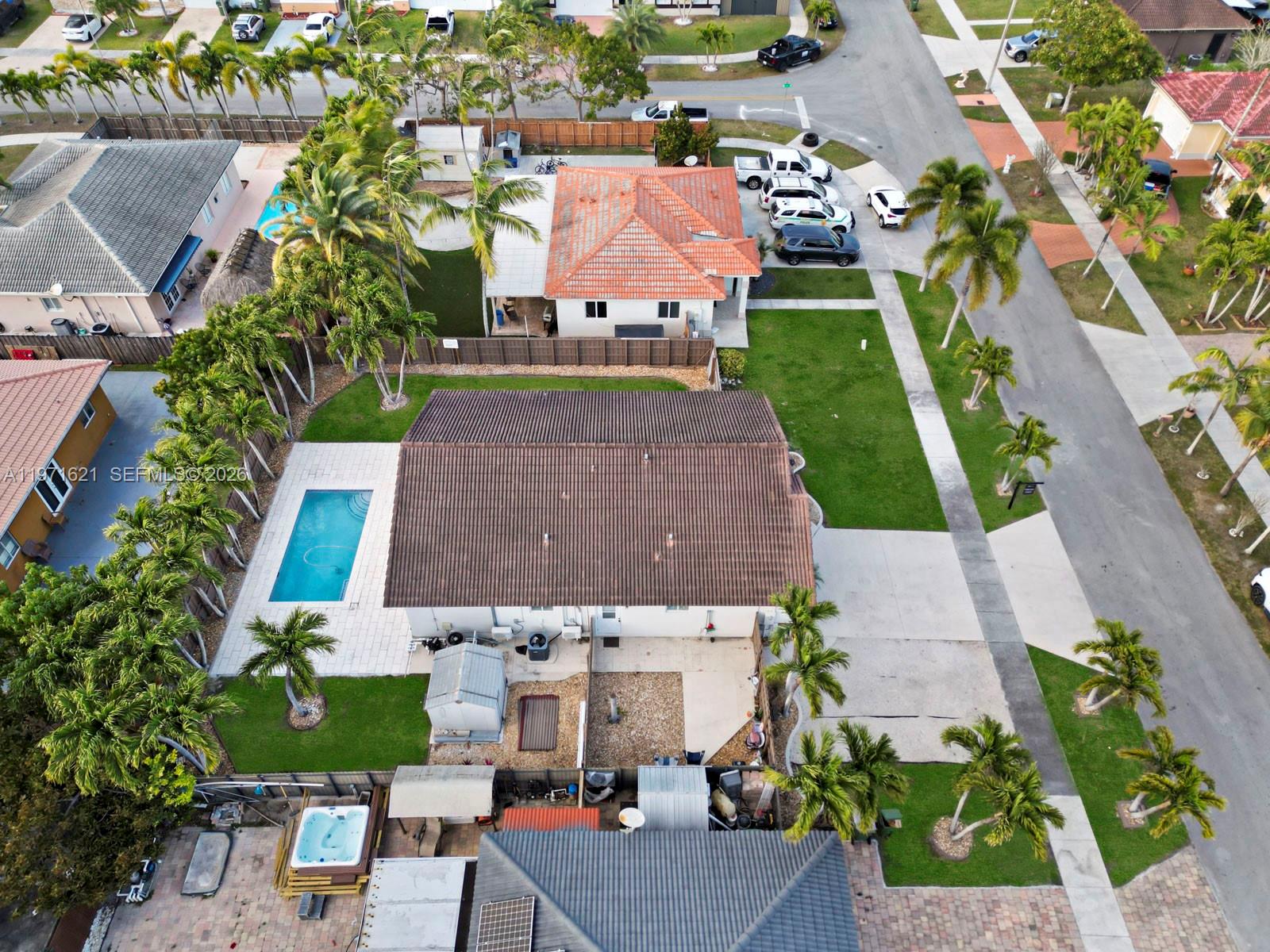 TENNESSEE ESTATES - Residential