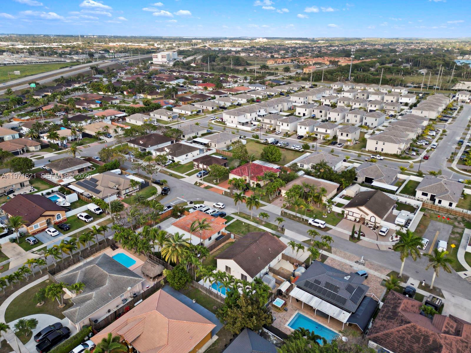 TENNESSEE ESTATES - Residential