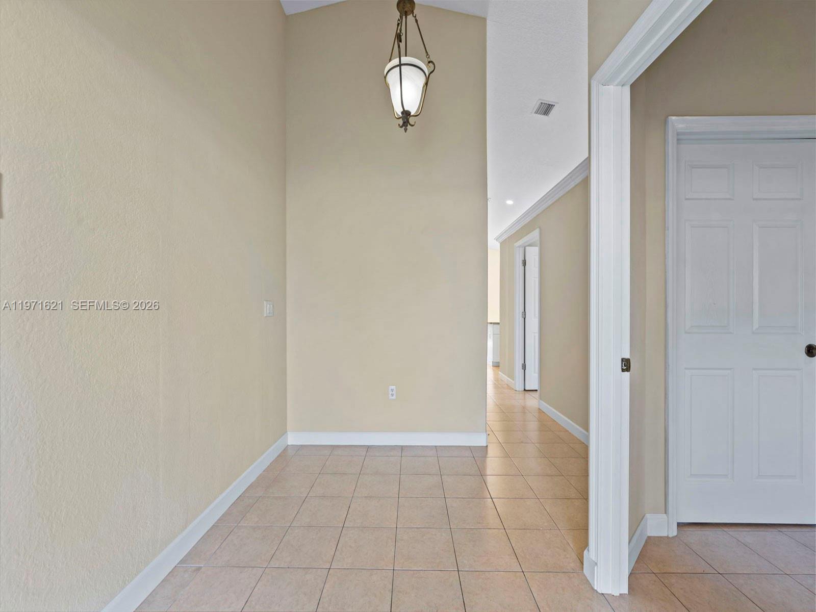 TENNESSEE ESTATES - Residential