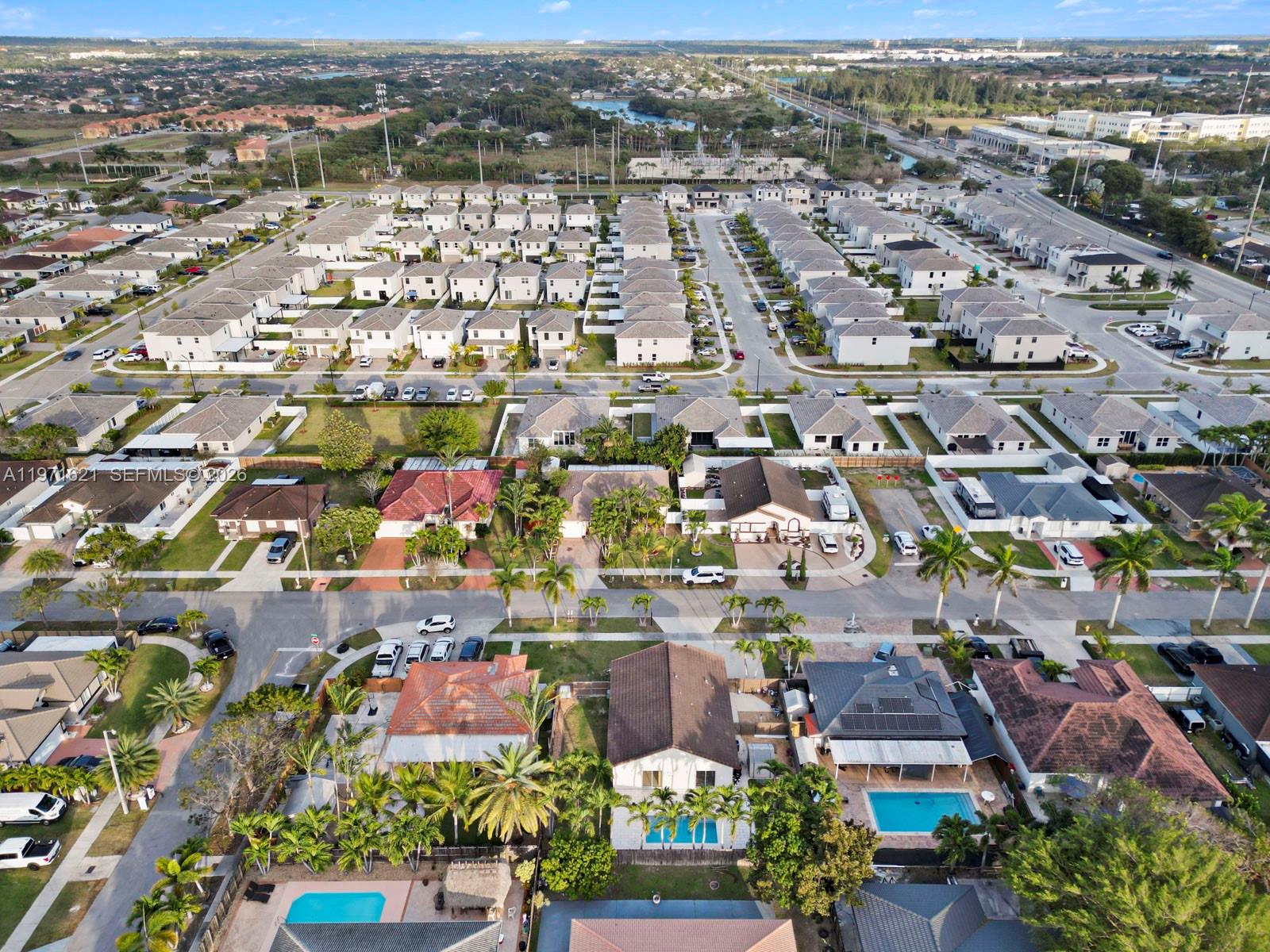 TENNESSEE ESTATES - Residential