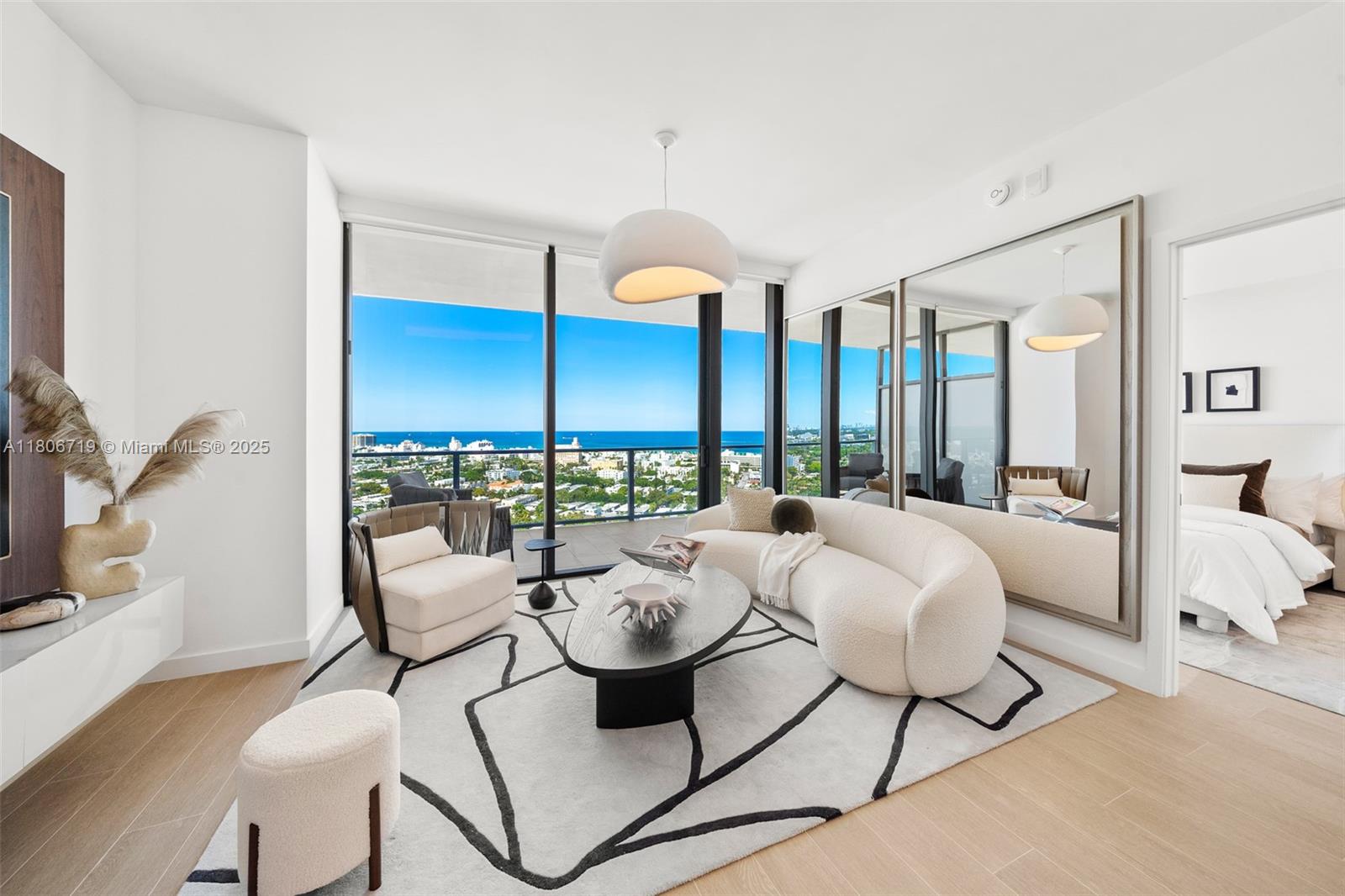 500 Alton Rd 2308, Miami Beach, Miami-Dade County, Florida - 1 Bedrooms  
2 Bathrooms - 