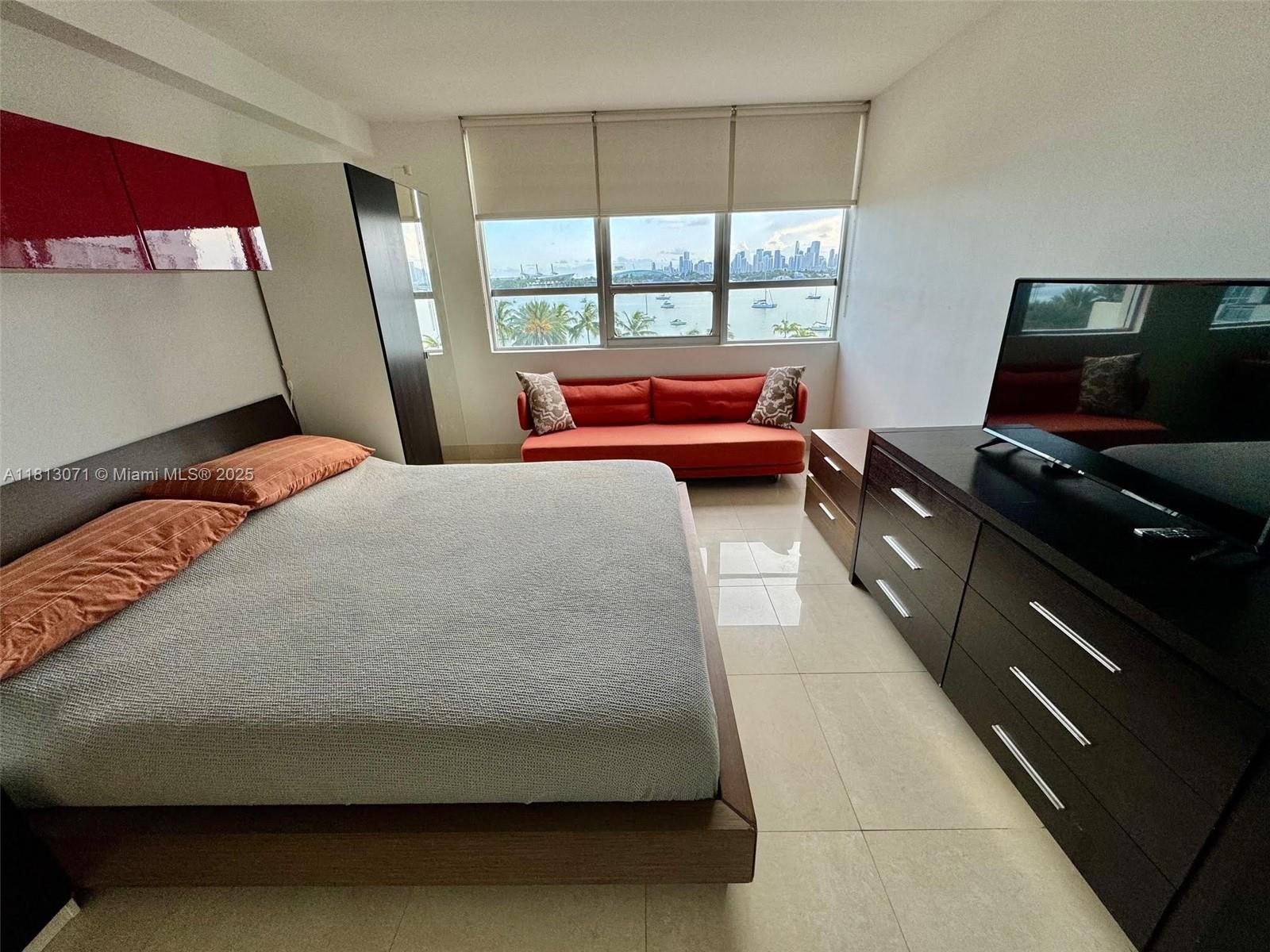 FLAMINGO SOUTH BEACH I CO - Residential Lease