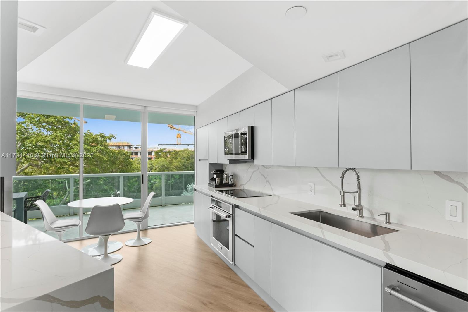 BRISTOL TOWER CONDO - Residential