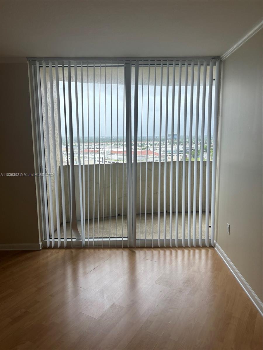 TURNBERRY ON THE GREEN - Residential