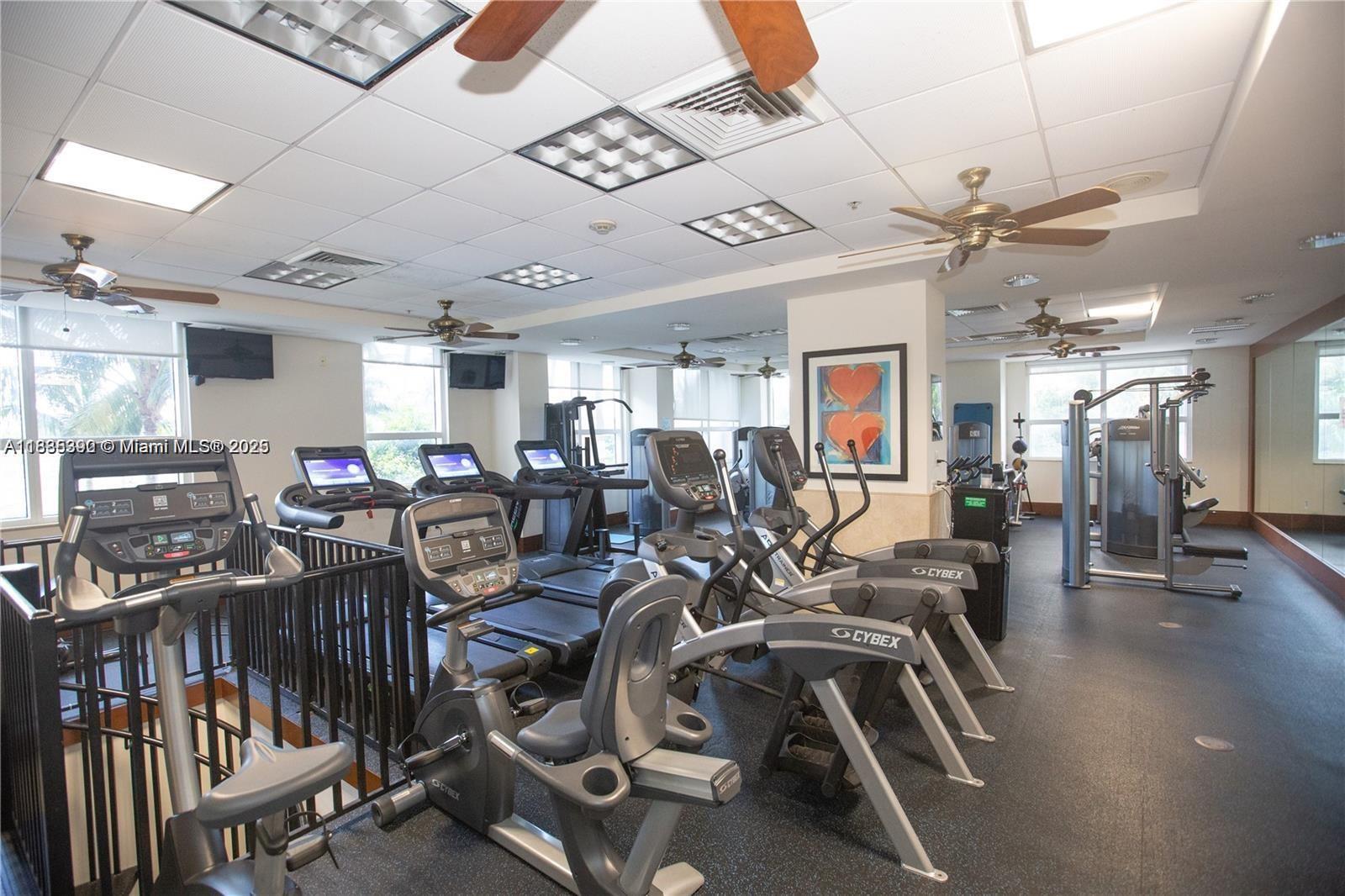 TURNBERRY ON THE GREEN - Residential