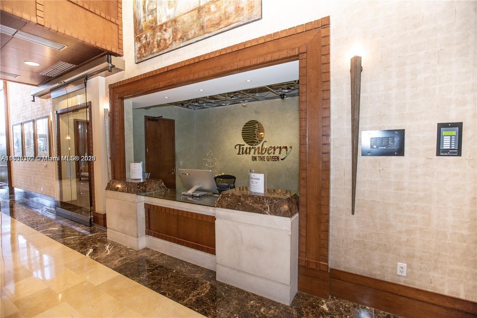 TURNBERRY ON THE GREEN - Residential