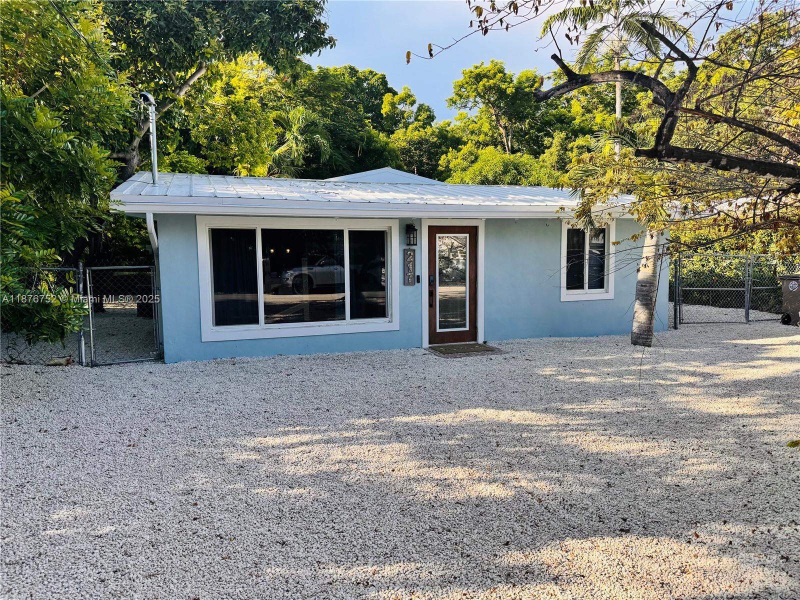 CARIBBEAN HEIGHTS - Residential