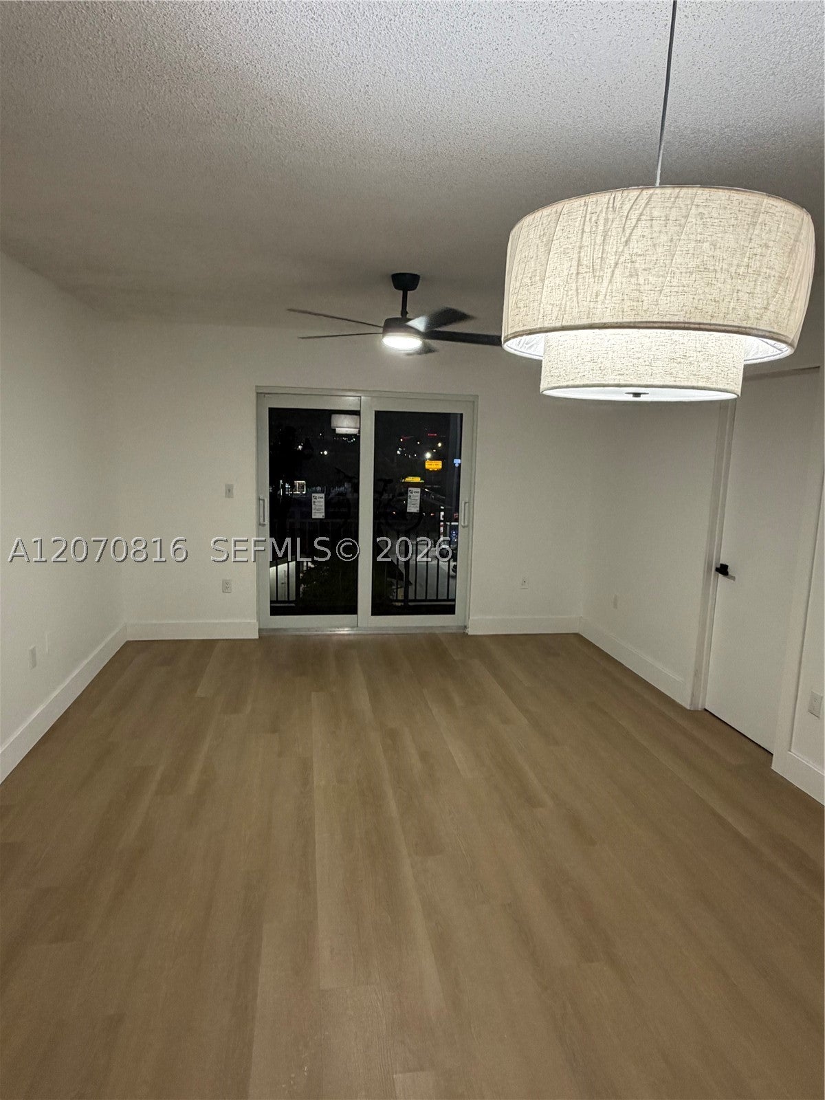 4713 NW 7th St 409-1