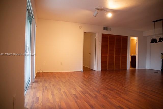 Photo 1 of 8335 Sw 72nd Ave 207D, Miami, Florida, $2,100, Web #: 11788863