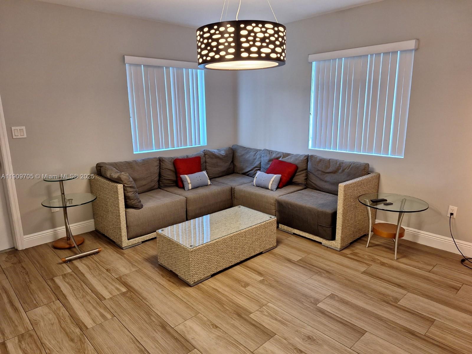 BUNCHE PARK - Residential