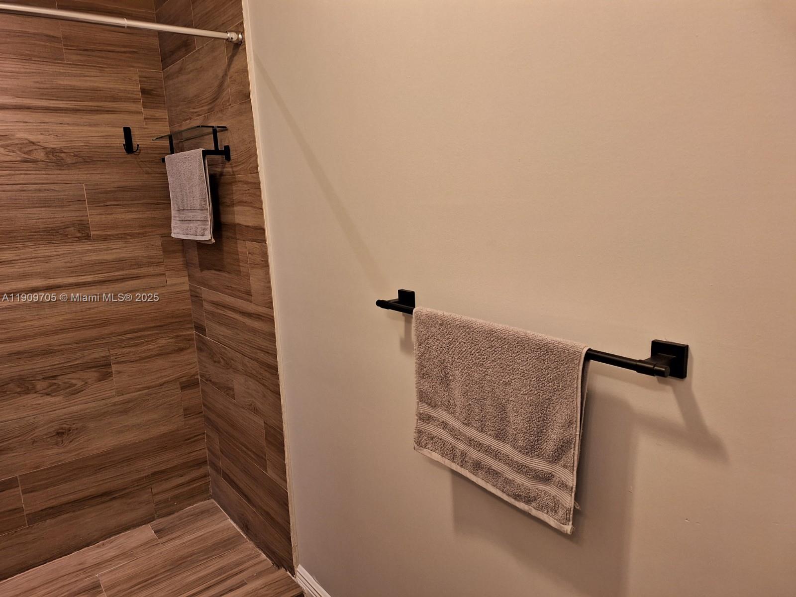 BUNCHE PARK - Residential