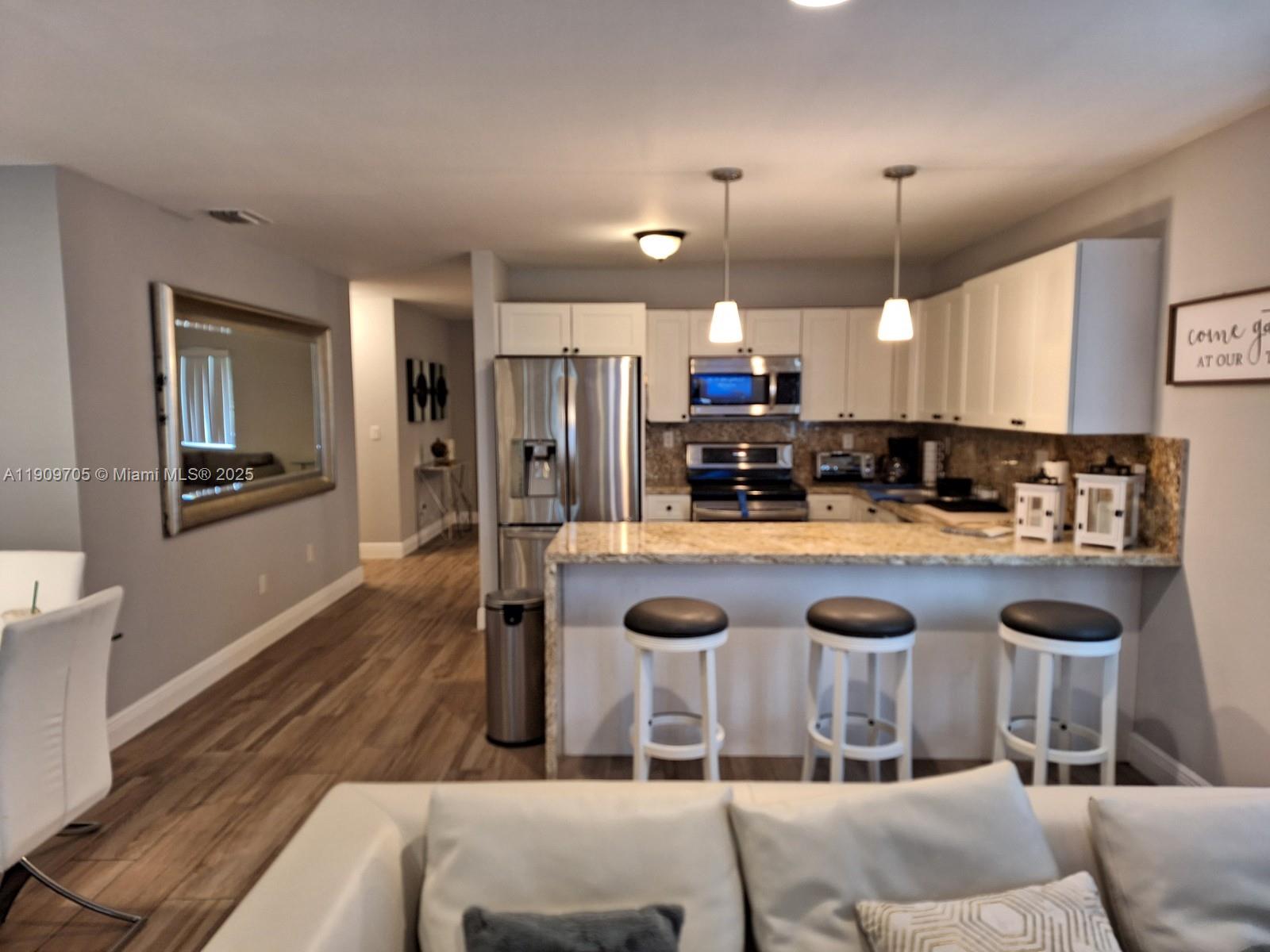 BUNCHE PARK - Residential