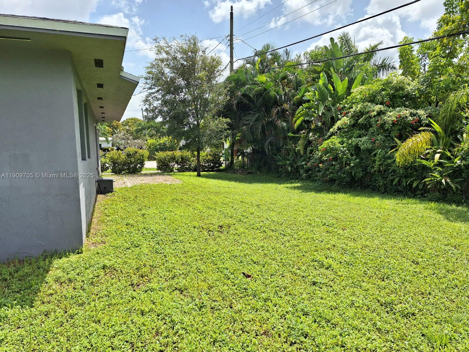 BUNCHE PARK - Residential