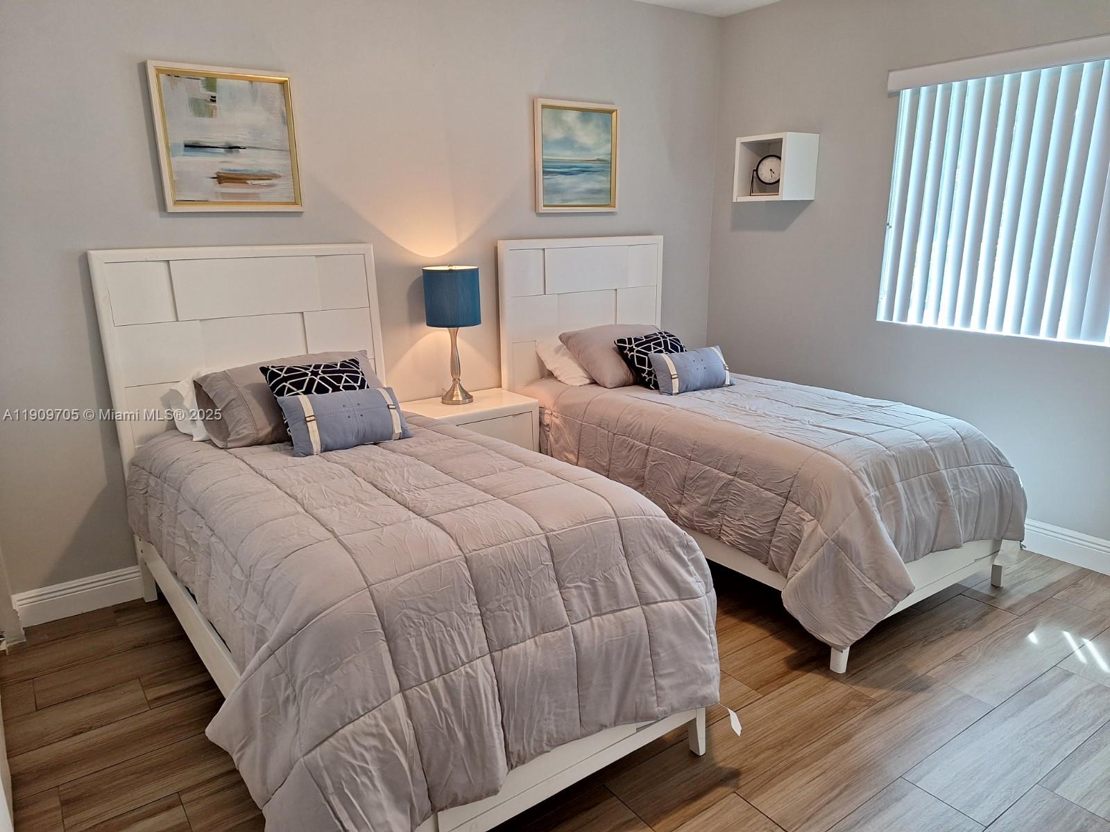 BUNCHE PARK - Residential