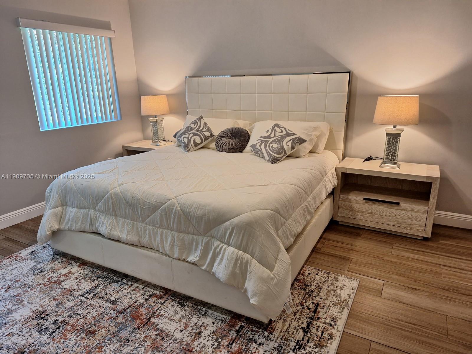 BUNCHE PARK - Residential