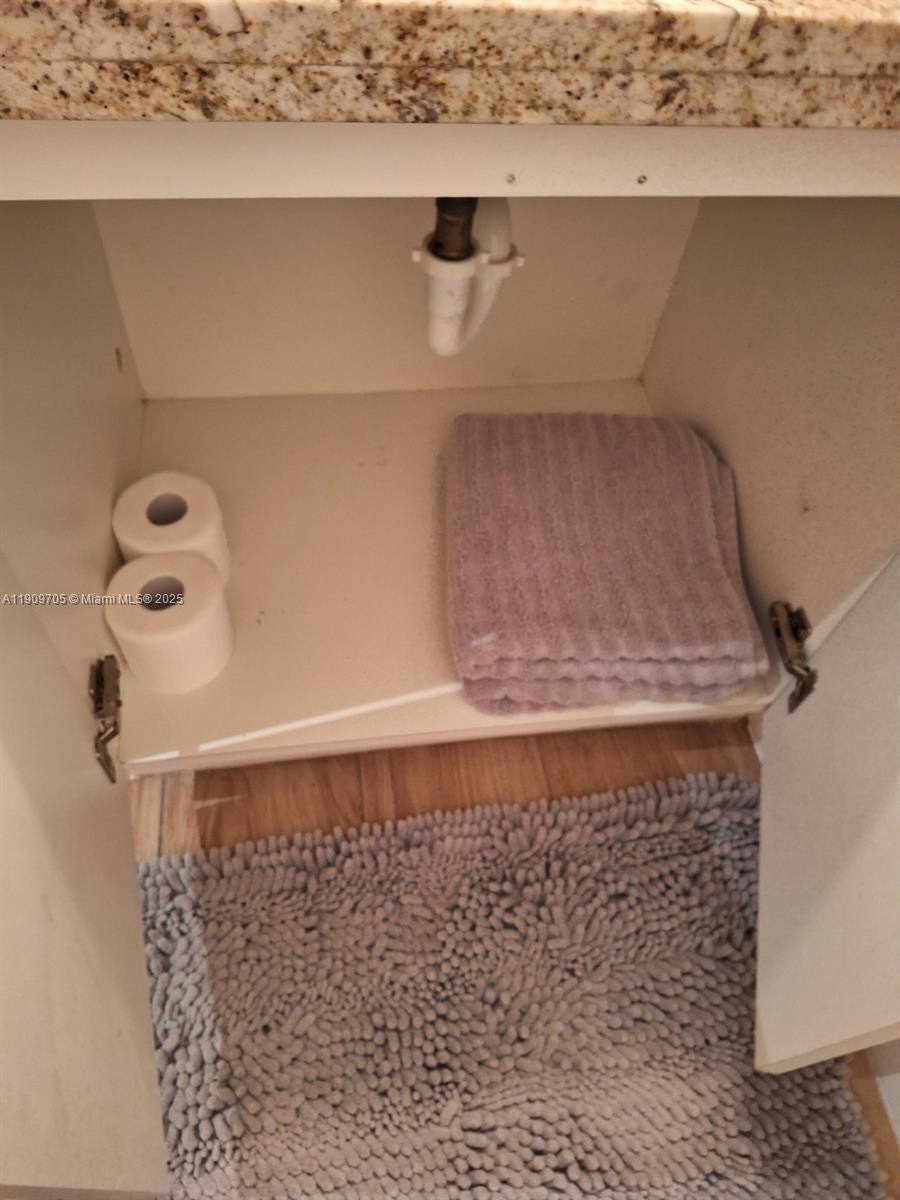 BUNCHE PARK - Residential