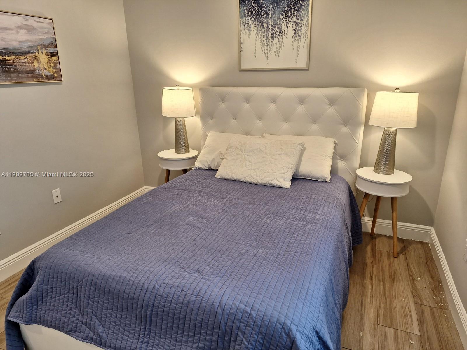 BUNCHE PARK - Residential