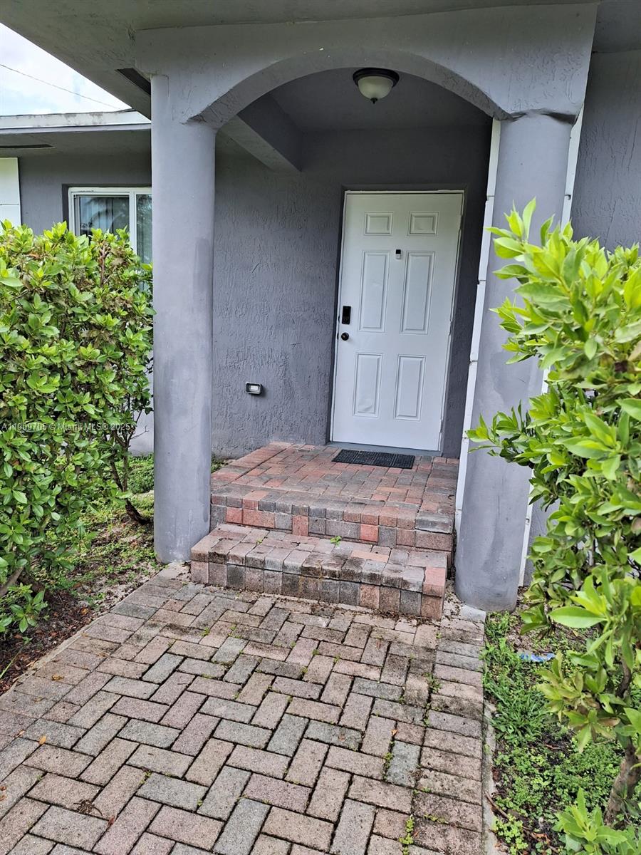 BUNCHE PARK - Residential