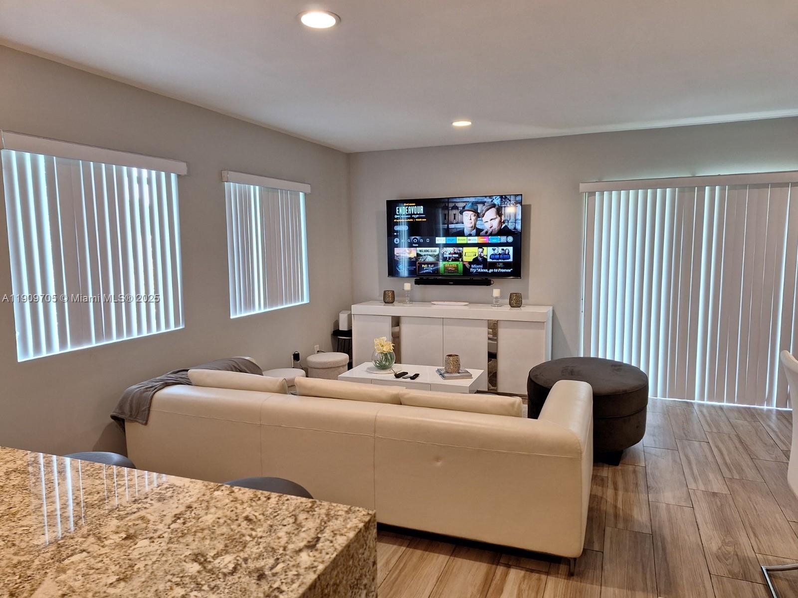 BUNCHE PARK - Residential