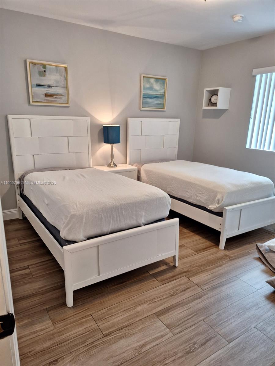 BUNCHE PARK - Residential