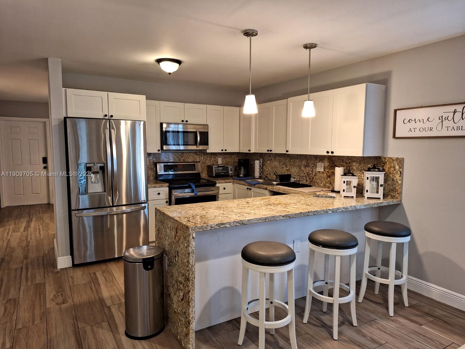 BUNCHE PARK - Residential