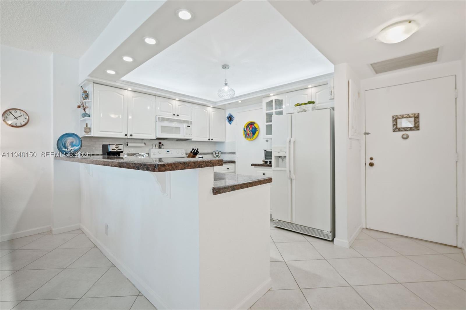 SEA AIR TOWERS CONDO - Residential