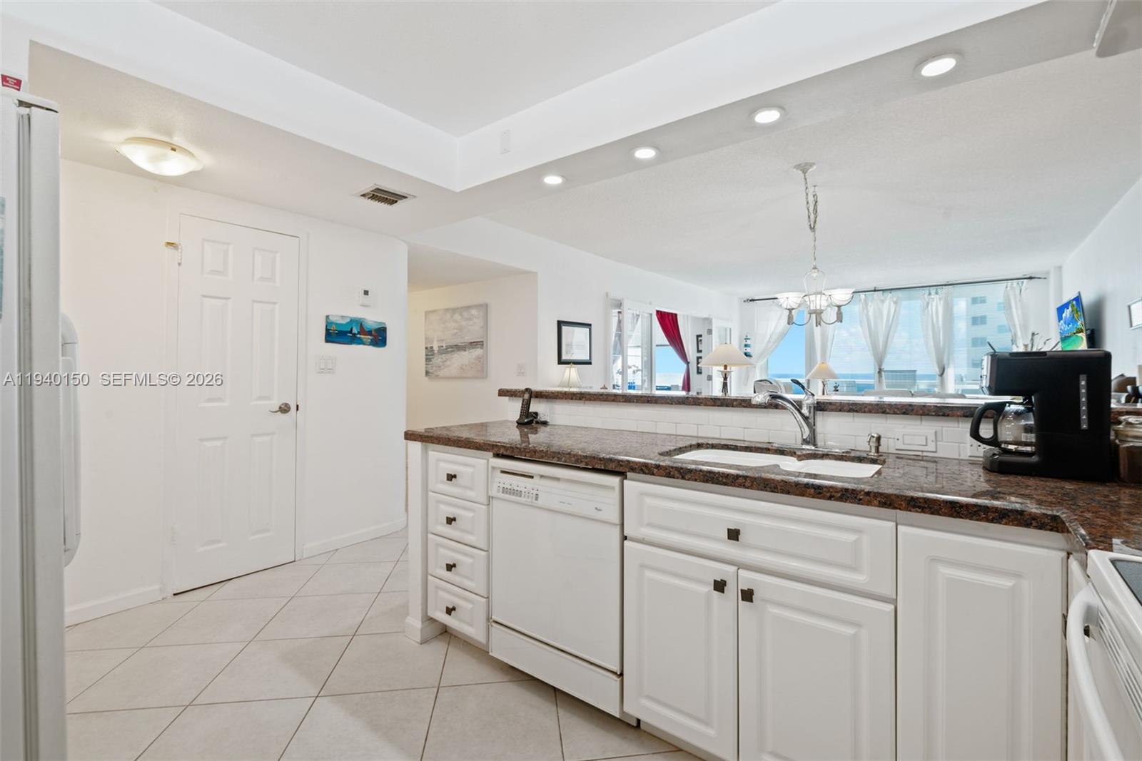 SEA AIR TOWERS CONDO - Residential