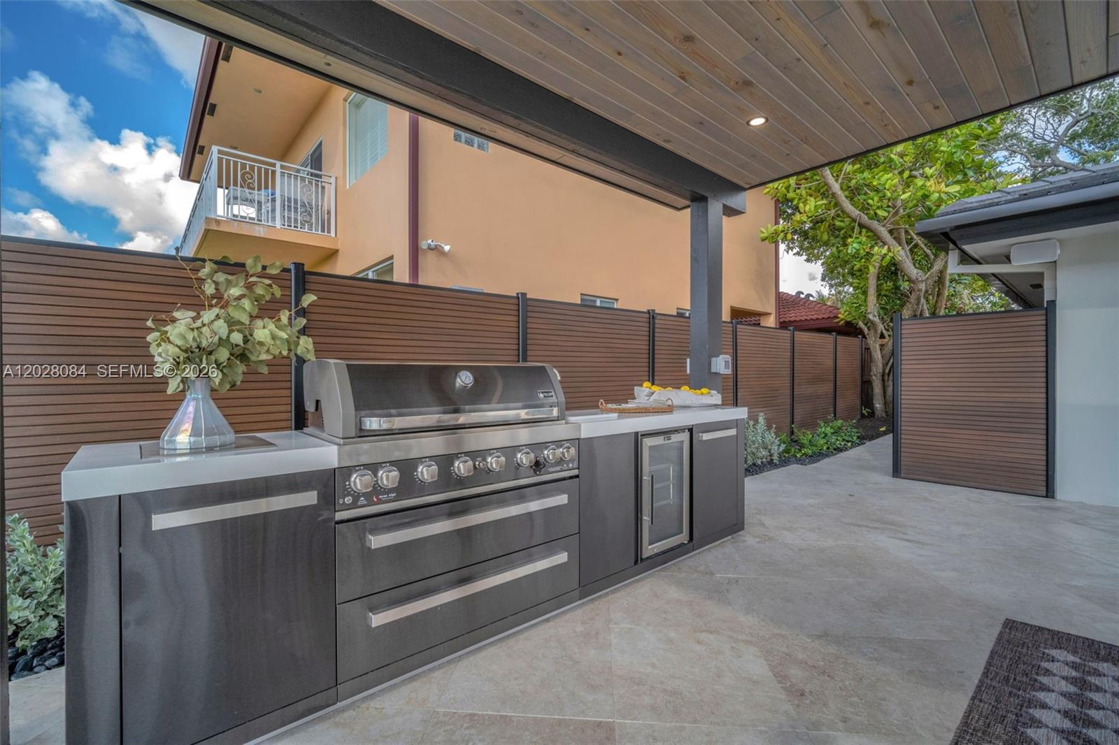 HOLLYWOOD HILLS NORTH SEC - Residential