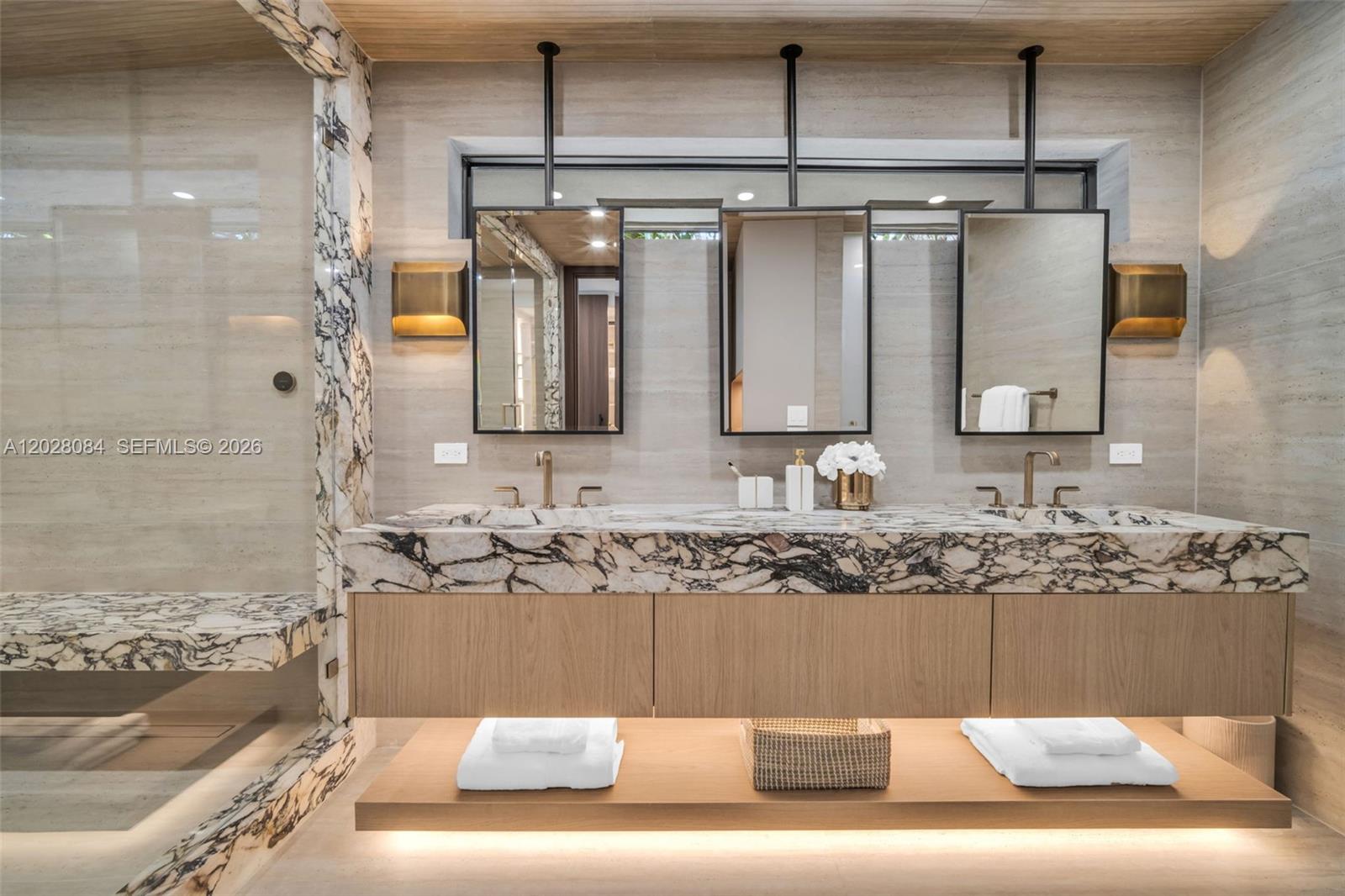 HOLLYWOOD HILLS NORTH SEC - Residential