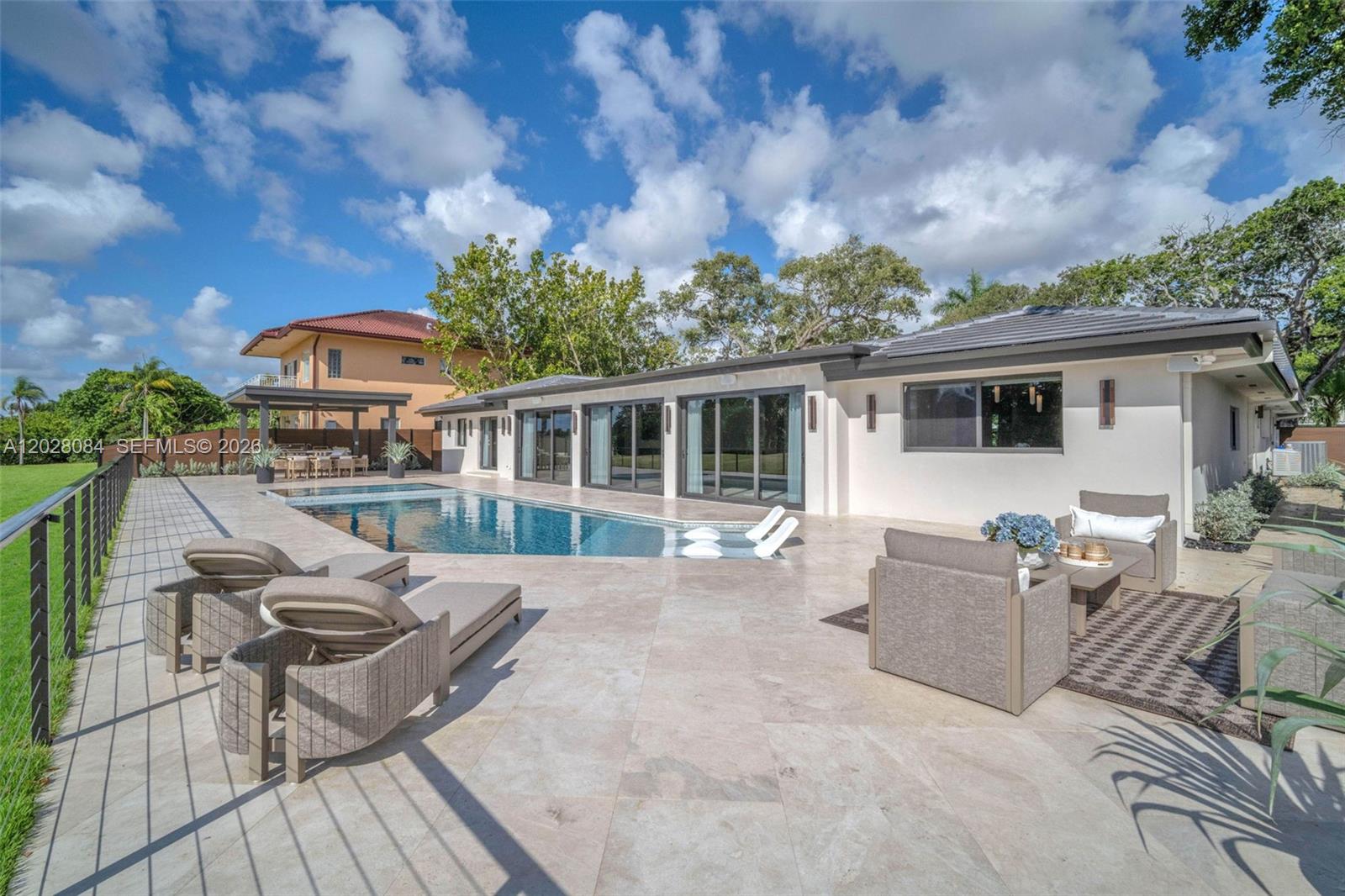 HOLLYWOOD HILLS NORTH SEC - Residential