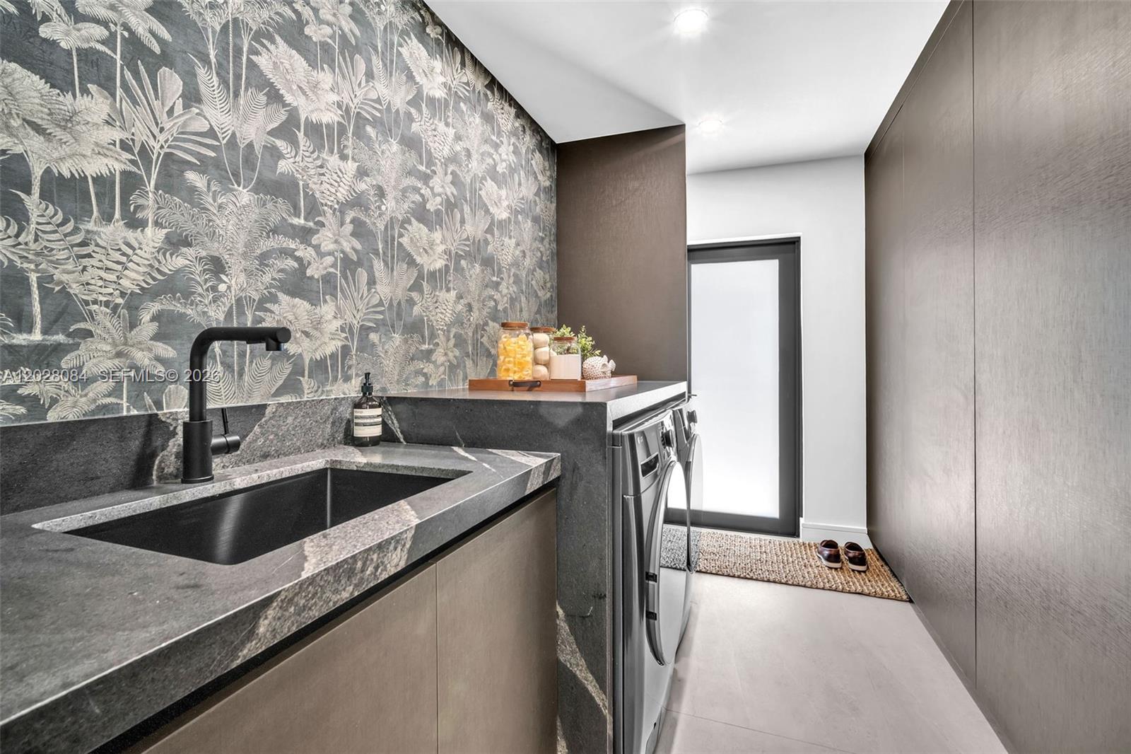 HOLLYWOOD HILLS NORTH SEC - Residential