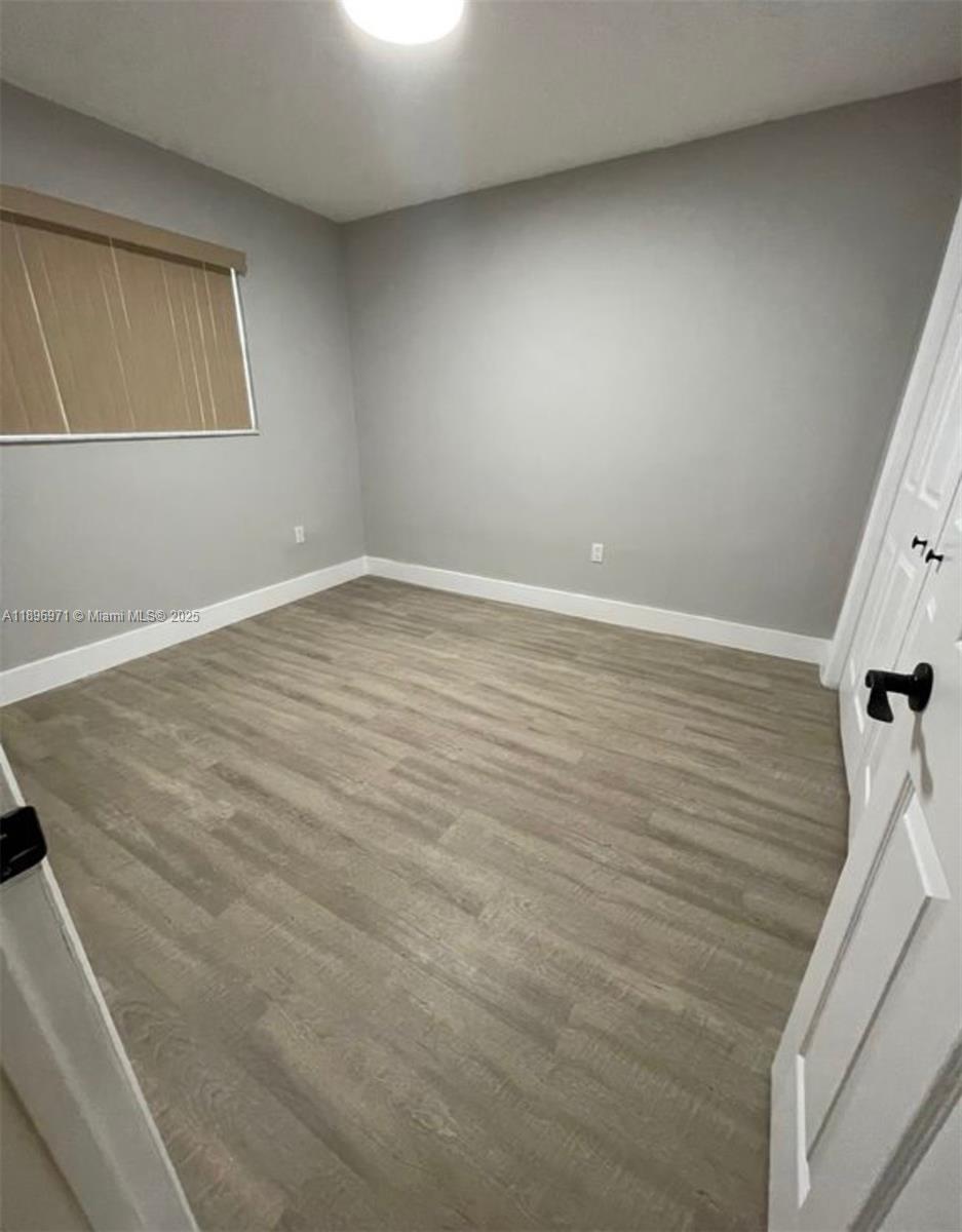 LAWRENCE ESTATE LAND CO S - Residential Lease