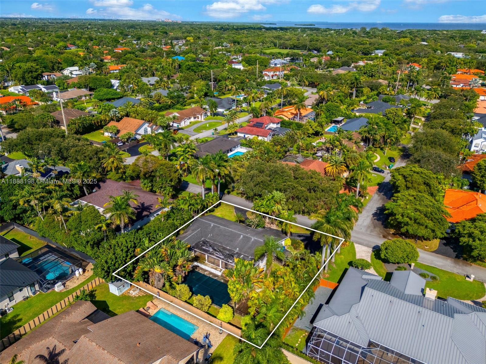 OLD CUTLER SHORES - Residential