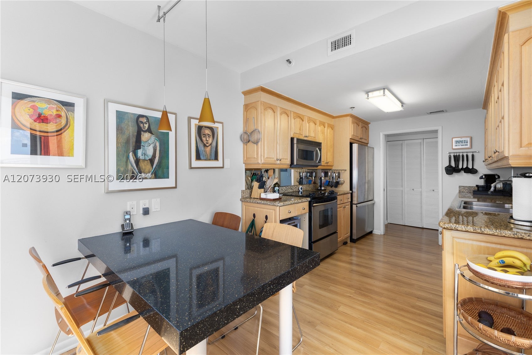 1581 Brickell Ave 1105
