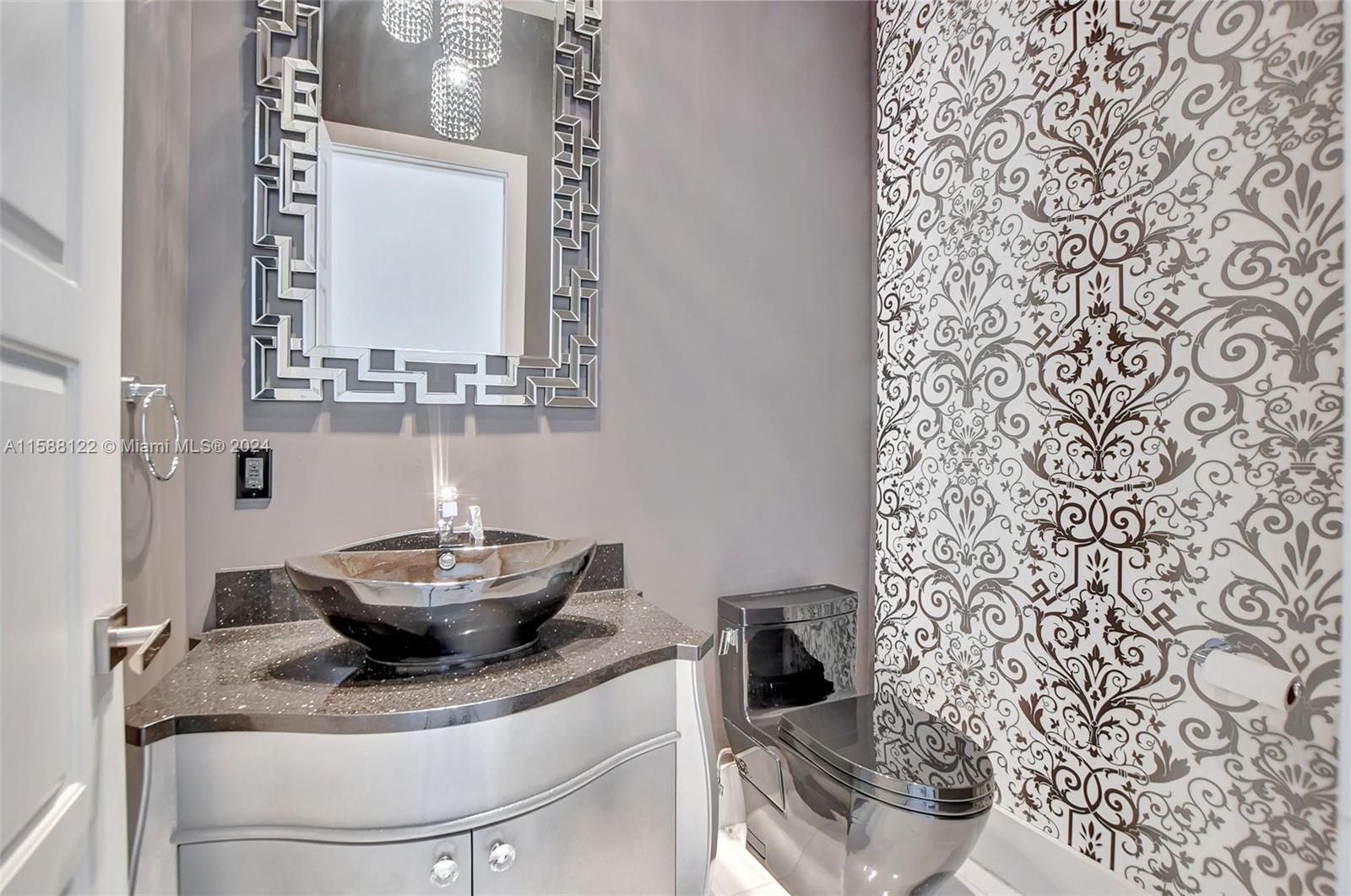 BLUE INLET - Residential