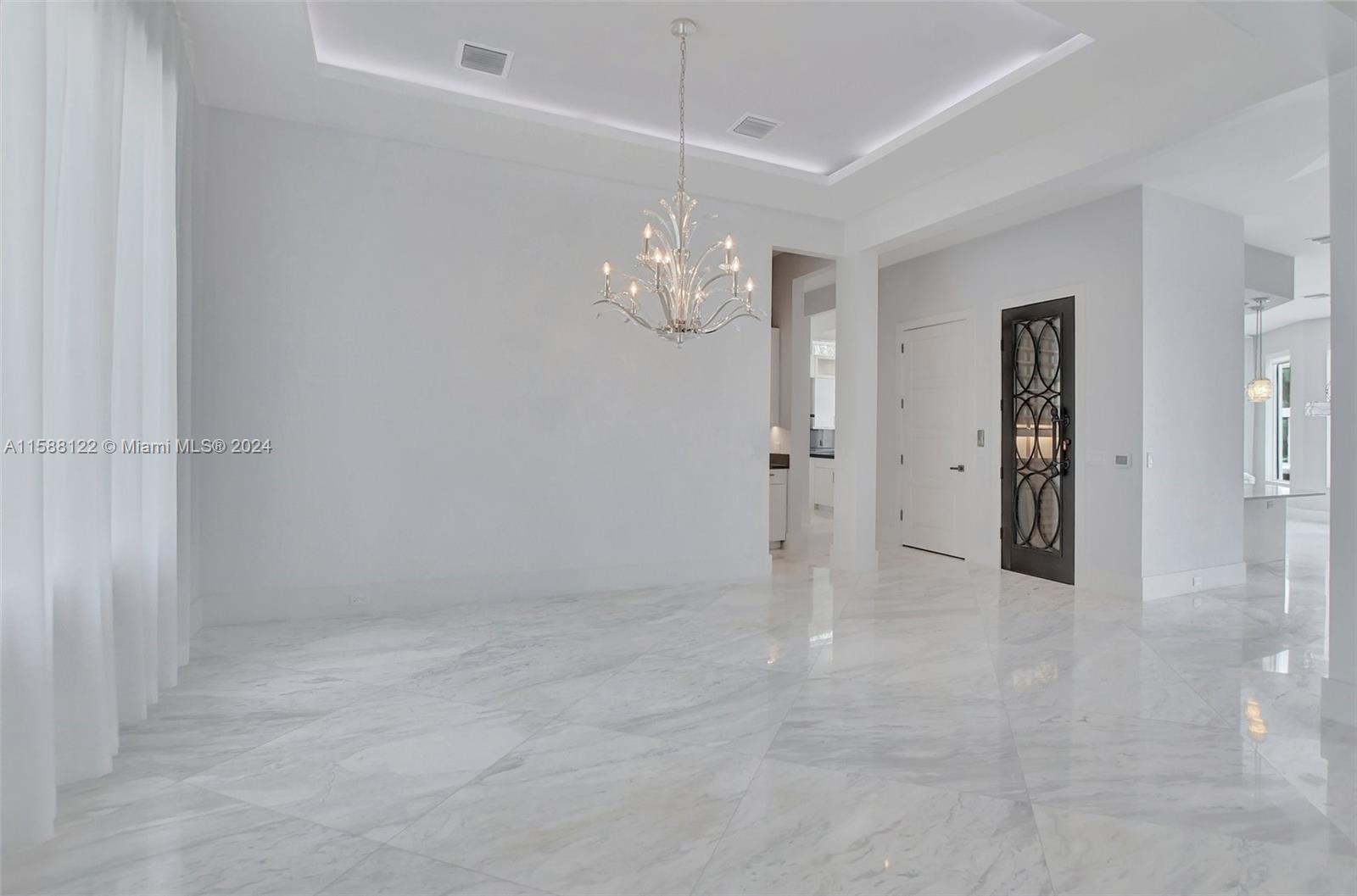 BLUE INLET - Residential